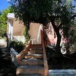 Ξενοδοχείο με διαμερίσματα Carabella 3*