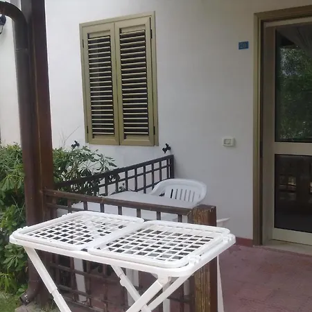 アパートホテル Carabella