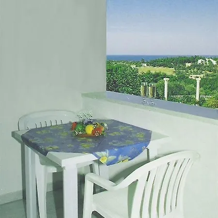 Carabella Aparthotel 3*