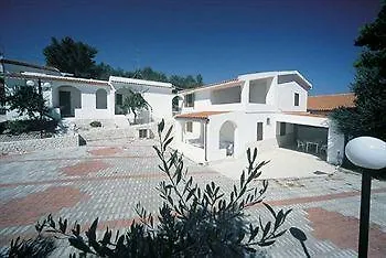 Aparthotel Carabella 3*