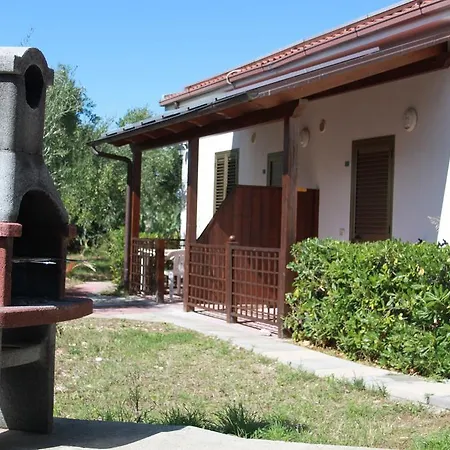 アパートホテル Carabella 3*