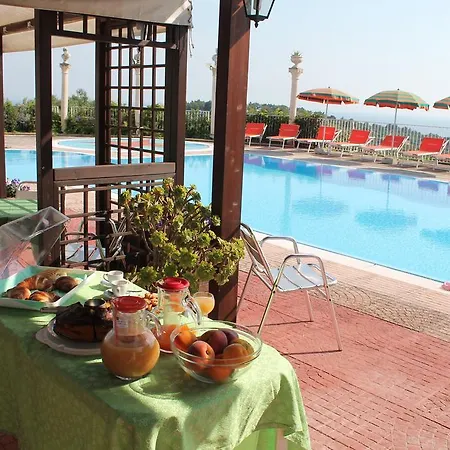 Carabella Aparthotel Vieste