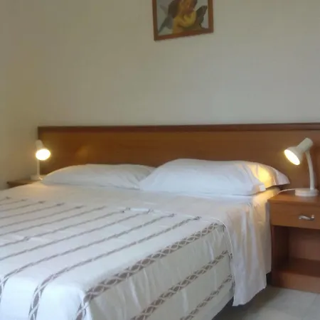 Aparthotel Carabella