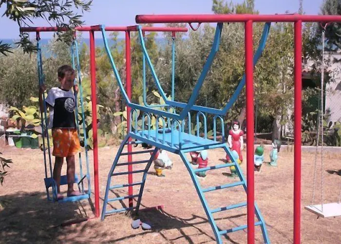 Carabella Apartahotel