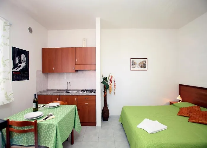 Carabella 3*