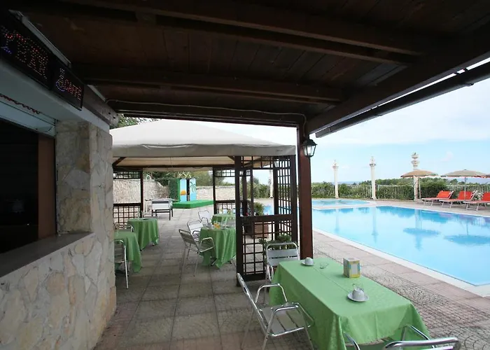 Carabella 3*